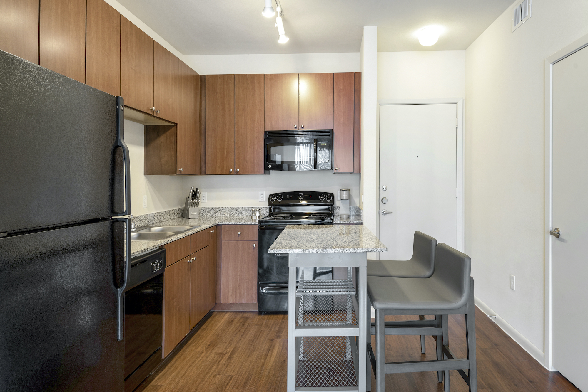 Esperanza at Keith Harrow 1611